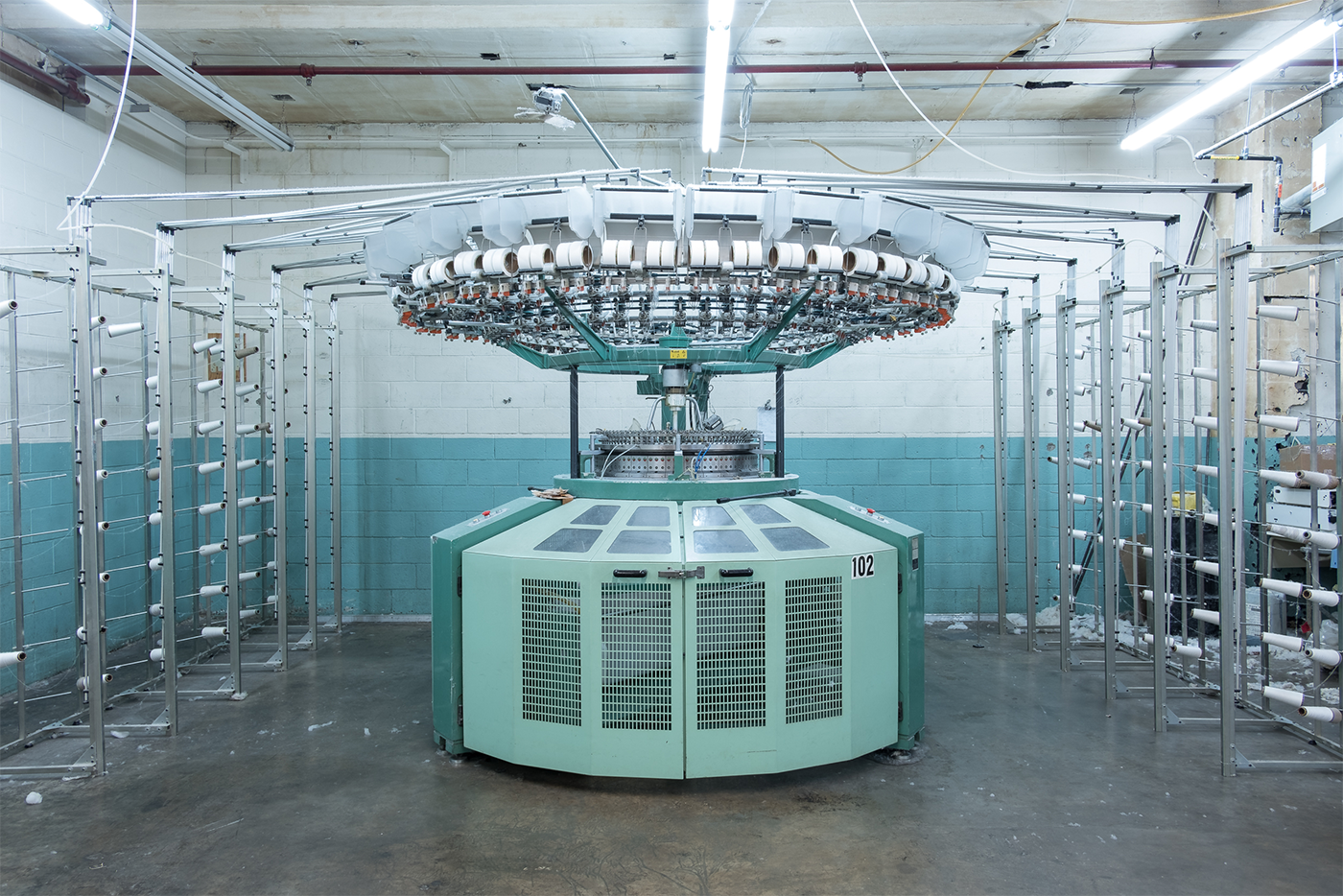 machine à tricoter circulaire industrielle verte Montloup
Knitting machine Montréal